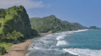 Pesona Keindahan Pantai Pecaron-kawanonline