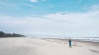 Pesona Pantai Widara Payung Cilacap, Biaya Terjangkau dan Pemandangan Menarik-kawanonline.co.id
