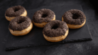 Resep Donat Lapis Coklat yang Lezat Lumer di Mulut untuk Kamu Coba di Rumah-kawanonline