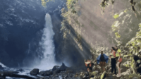 Wisata Alam Menarik Air Terjun Telunjuk Raung-kawanonline