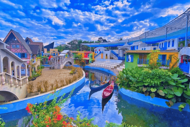 Tempat yang Asik Buat Liburan-kawanonline.com