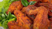 Siapa Sangka, Ayam Goreng Bisa Seunik Ini_ Coba Ayam Goreng Terasi Daun Jeruk!