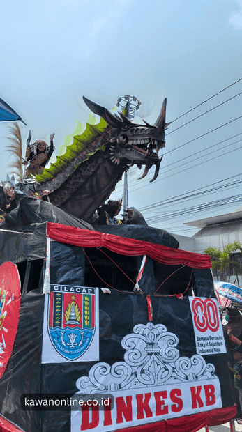 Peserta Karnaval Mobil Hias 2025 yang Kreatif dan Atraktif kawan online