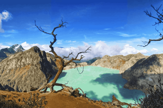 Kawah Ijen Surga Tersembunyi dengan Keindahan yang Tidak Pernah Redup