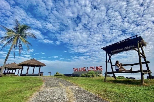 Pantai Tanjung Lesung Wisata yang Menenangkan