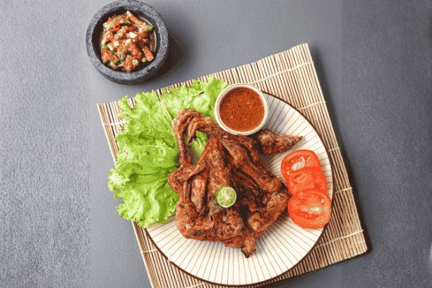 Ayam Bakar Taliwang Hidangan Ikonik dengan Cita Rasa Berani