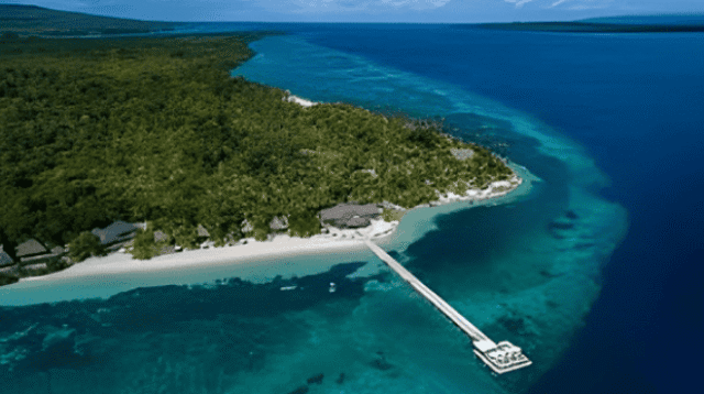 Menemukan Ketenangan di Laut Wakatobi