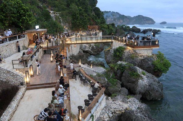 Keindahan Alam dan Panorama Laut kawan online