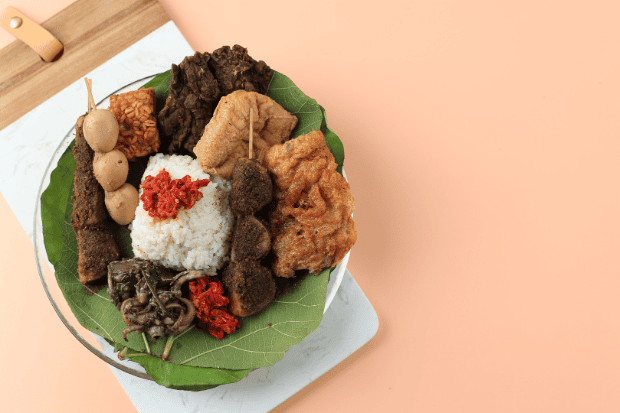 Peran Nasi Jamblang dalam Budaya Makan Lokal kawan online