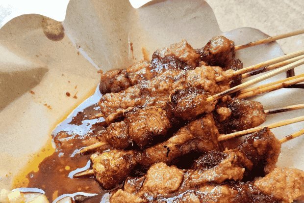 Sate Rembiga dalam Budaya Kuliner Lokal kawan online