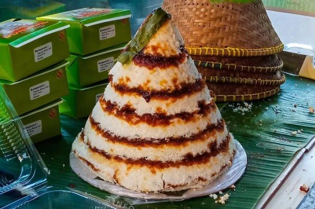 Kue Dongkal Jajanan Tradisional yang Tetap Bertahan di Tengah Perubahan Zaman kawan online