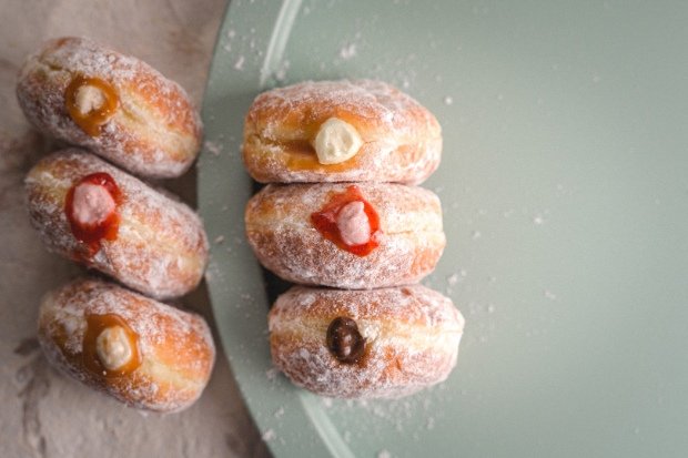 Modal Awal dan Peralatan Produksi Donat Bomboloni kawan online