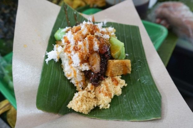 Nilai Budaya dalam Lenjongan kawan online