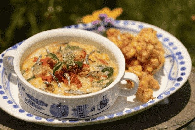 Bubur Tinutuan, Cita Rasa Sehat Kebanggaan Manado yang Kaya Warna kawan online